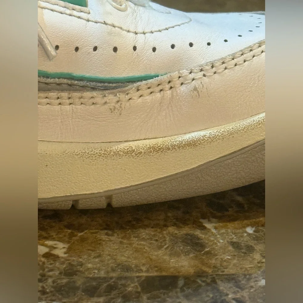 Nike. Wmns Air Jordan 2 Retro 'Crystal Mint'. Size 8.